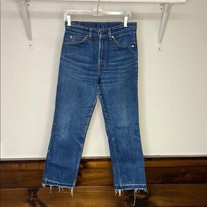 Vintage Levi’s Orange Tab Raw‎ Hem Dark Wash Ankle Length Jeans- 4